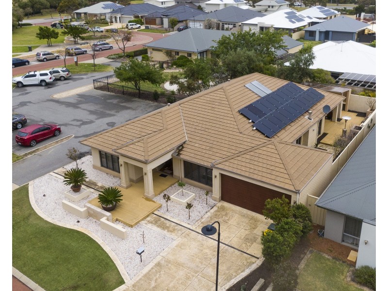 11 Cohen Vista, Lakelands WA 6180