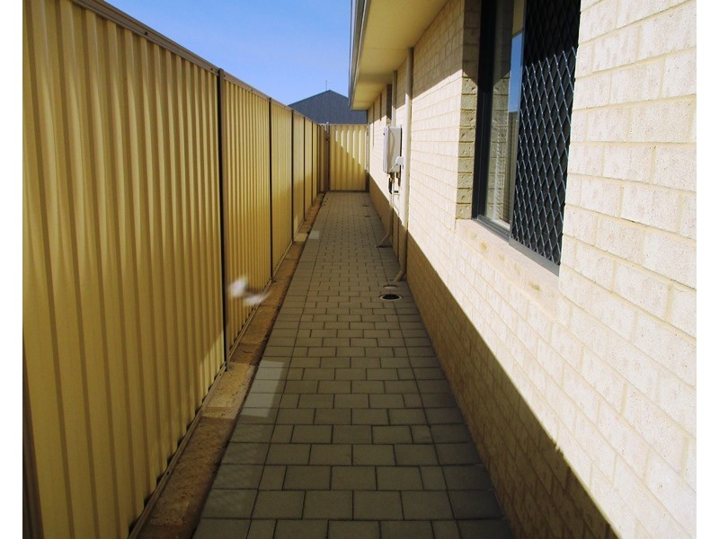 3 Island Way, Singleton WA 6175