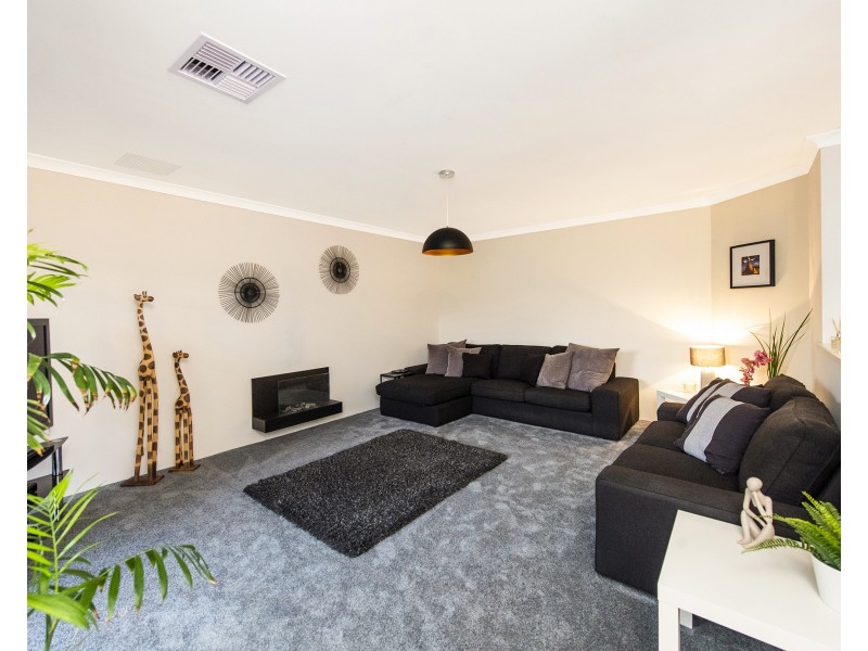 51 Seascapes Boulevard, Halls Head WA 6210