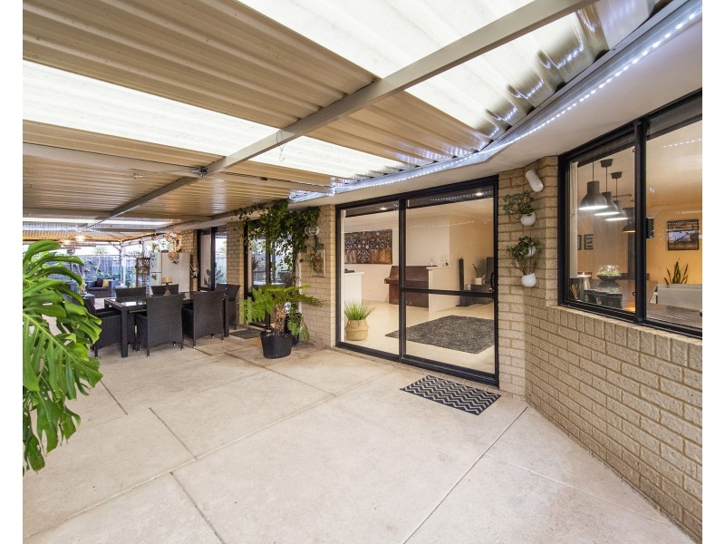 51 Seascapes Boulevard, Halls Head WA 6210