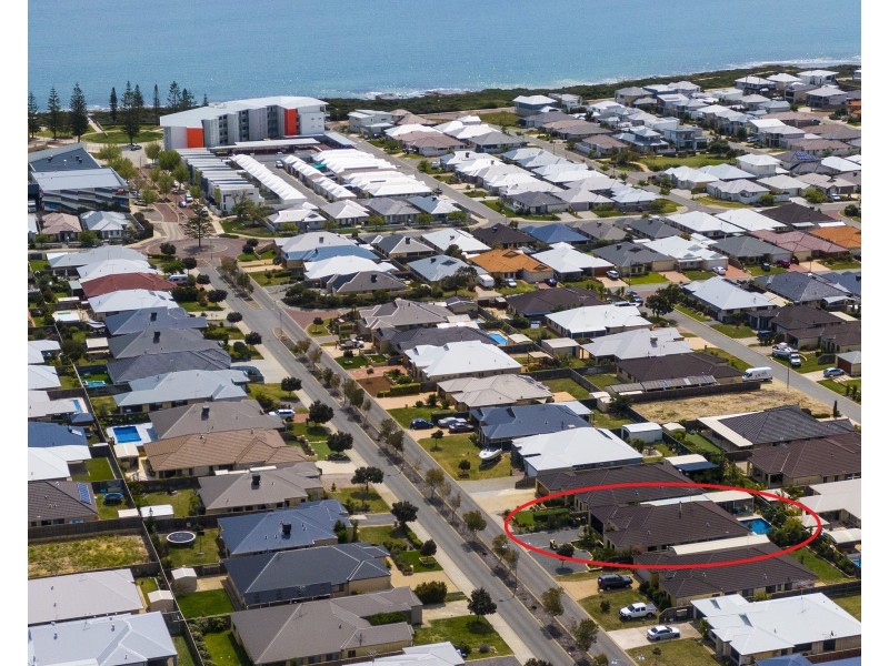 51 Seascapes Boulevard, Halls Head WA 6210