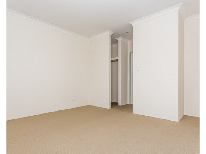 2/9  Hancock Street, Mandurah WA 6210