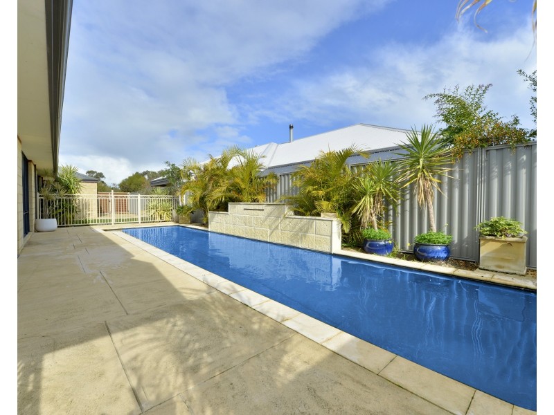 86 Countess Circuit, South Yunderup WA 6208