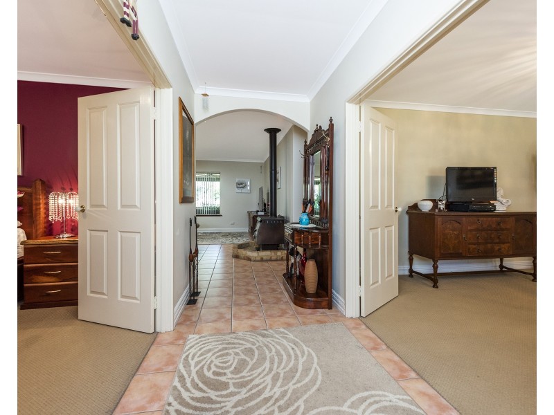 43 Chestnut Road, Jarrahdale WA 6124