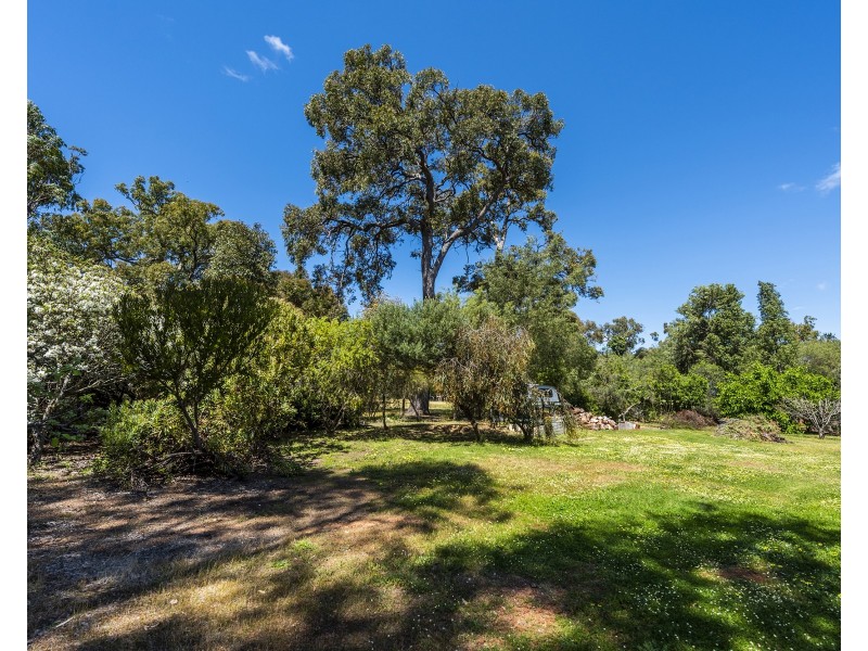 43 Chestnut Road, Jarrahdale WA 6124