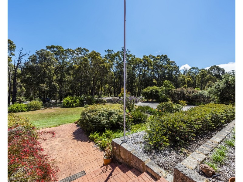 43 Chestnut Road, Jarrahdale WA 6124