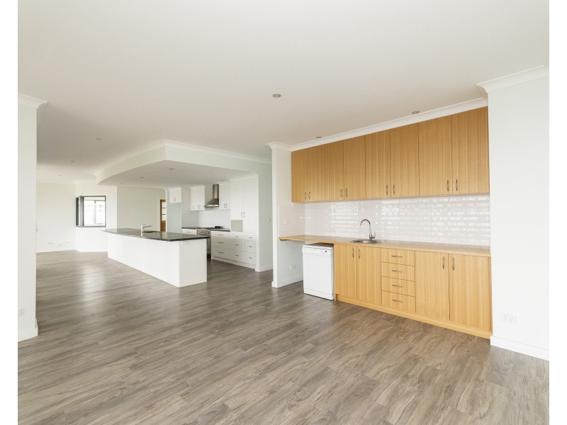 4 Donnybrook Turn, Dawesville WA 6211