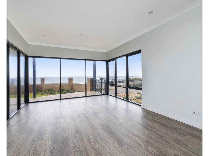 4 Donnybrook Turn, Dawesville WA 6211