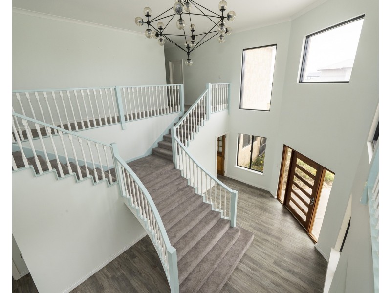 4 Donnybrook Turn, Dawesville WA 6211