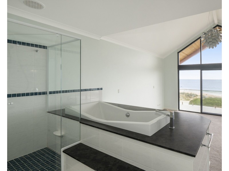 4 Donnybrook Turn, Dawesville WA 6211