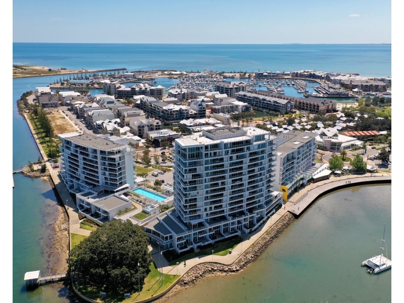 1001/3 Marco Polo Drive, Mandurah WA 6210