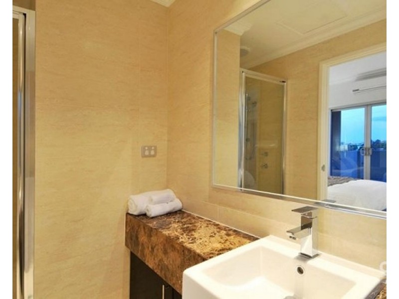 21A Oversby Street, Halls Head WA 6210