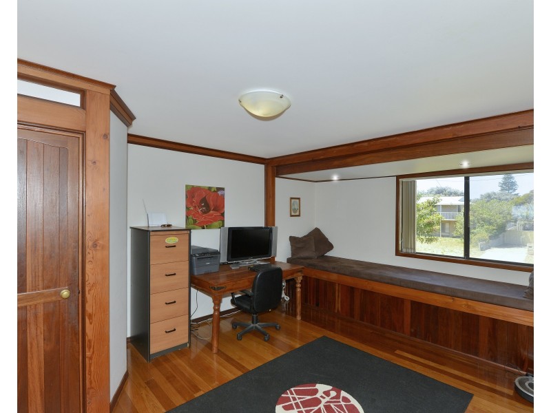 7 Parmelia Way, Madora Bay WA 6210