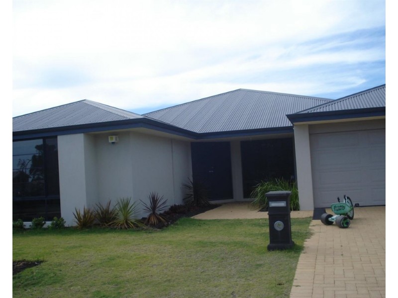 15 Dunsborough Court, Dawesville WA 6211