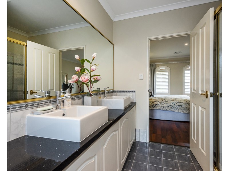 56/18 Port Quays, Wannanup WA 6210