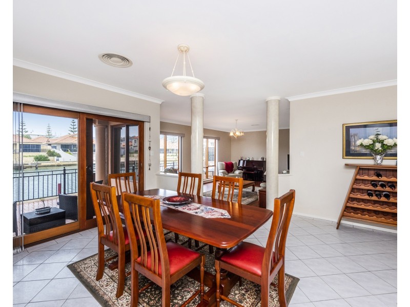 56/18 Port Quays, Wannanup WA 6210