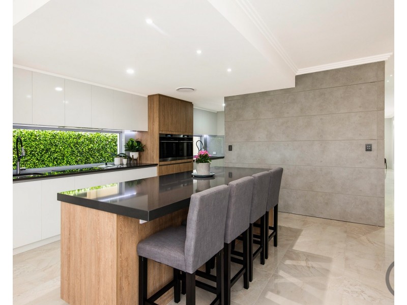 12 Europa Place, Dudley Park WA 6210