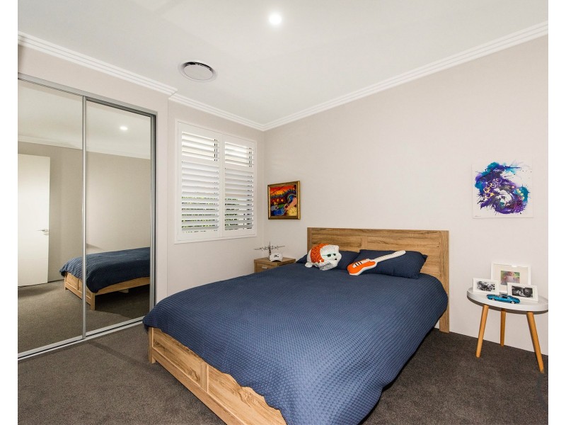 12 Europa Place, Dudley Park WA 6210