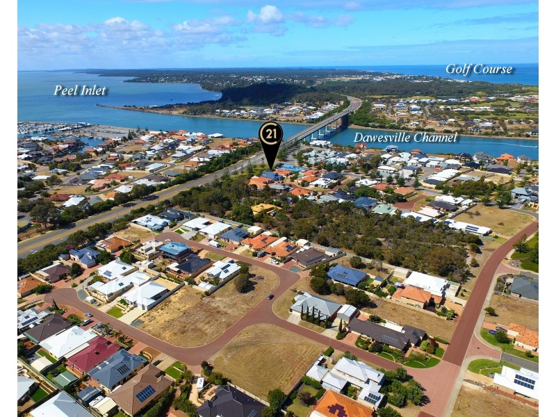 10 Coastal Retreat, Wannanup WA 6210