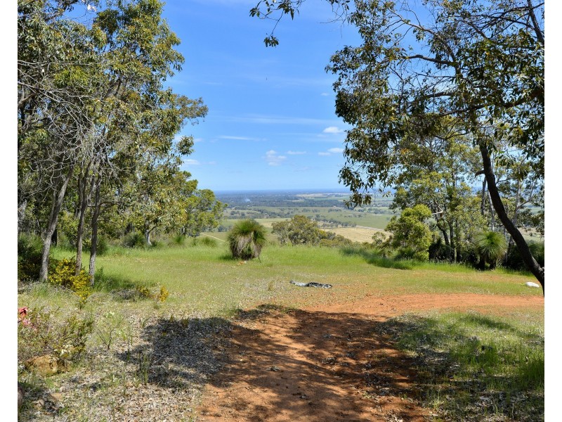 142 Kingsbury Drive, Keysbrook WA 6126