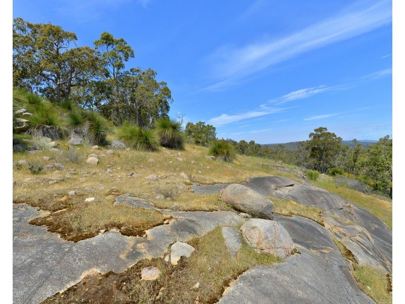 142 Kingsbury Drive, Keysbrook WA 6126