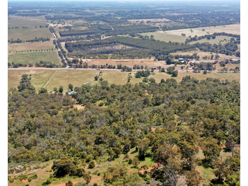 142 Kingsbury Drive, Keysbrook WA 6126