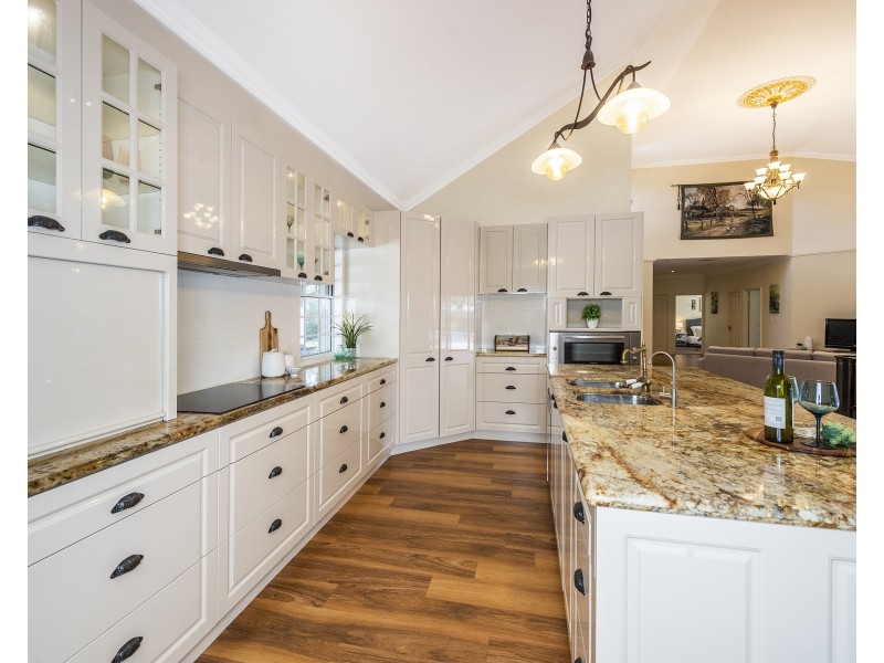 60 Marlee Road, Parklands WA 6180