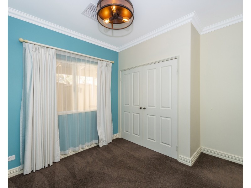 60 Marlee Road, Parklands WA 6180