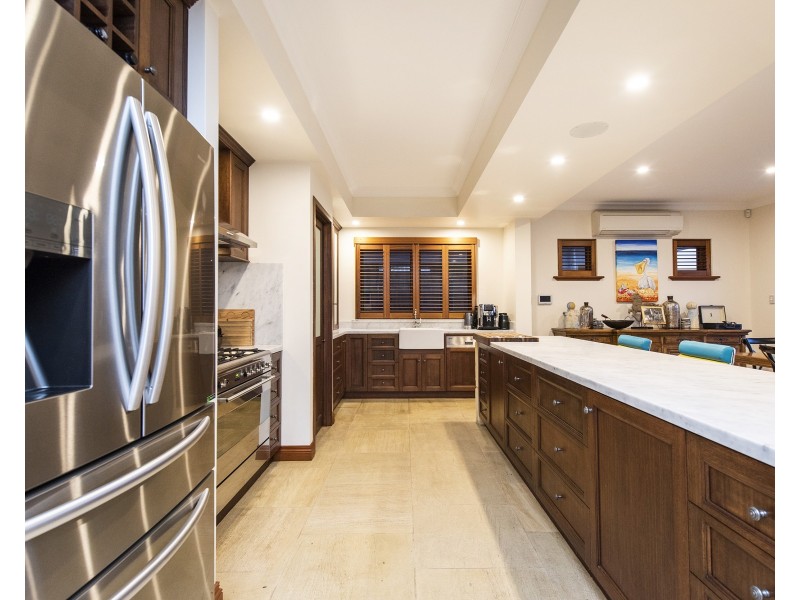 48 Aztec Island Retreat, Halls Head WA 6210