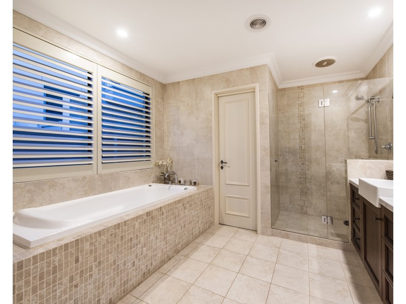 48 Aztec Island Retreat, Halls Head WA 6210