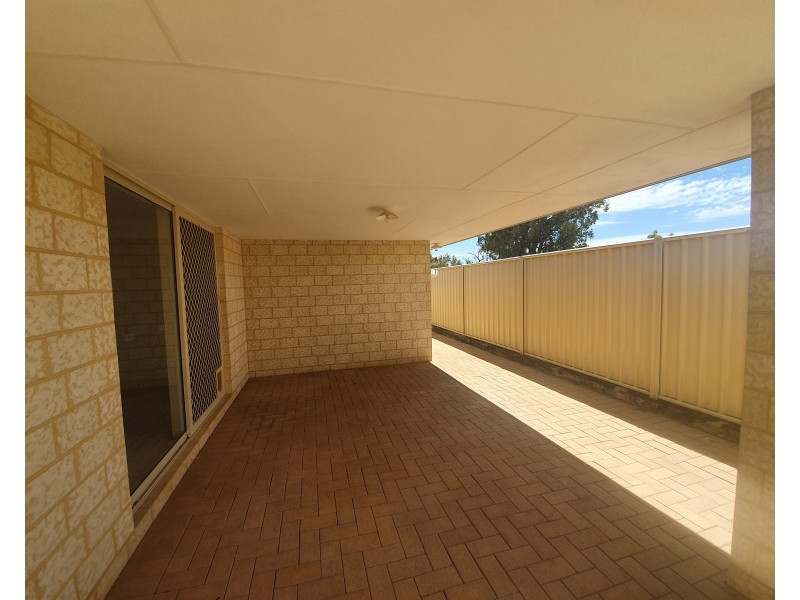 14 Evella Cove, Lakelands WA 6180