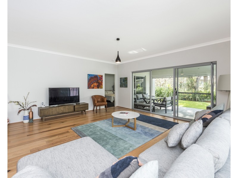 23  Whimbrel Crescent, Coodanup WA 6210