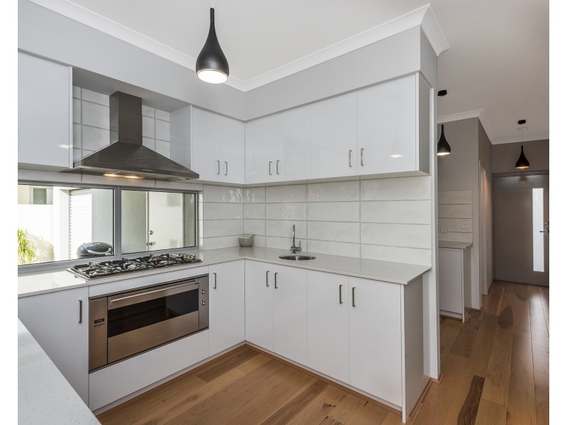 23  Whimbrel Crescent, Coodanup WA 6210