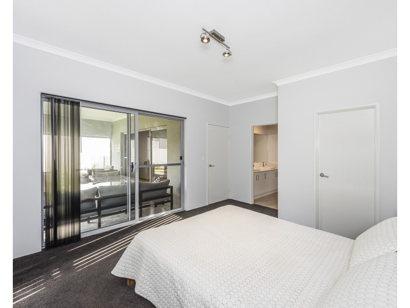 23  Whimbrel Crescent, Coodanup WA 6210