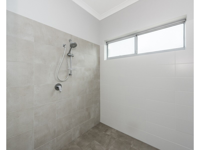 23  Whimbrel Crescent, Coodanup WA 6210