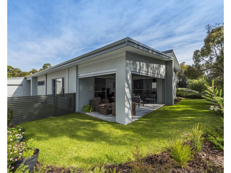 23  Whimbrel Crescent, Coodanup WA 6210