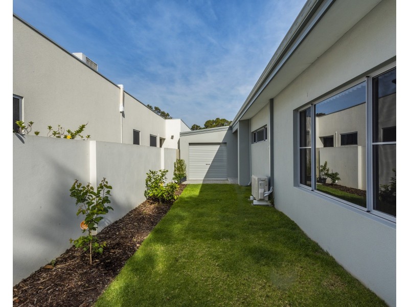 23  Whimbrel Crescent, Coodanup WA 6210