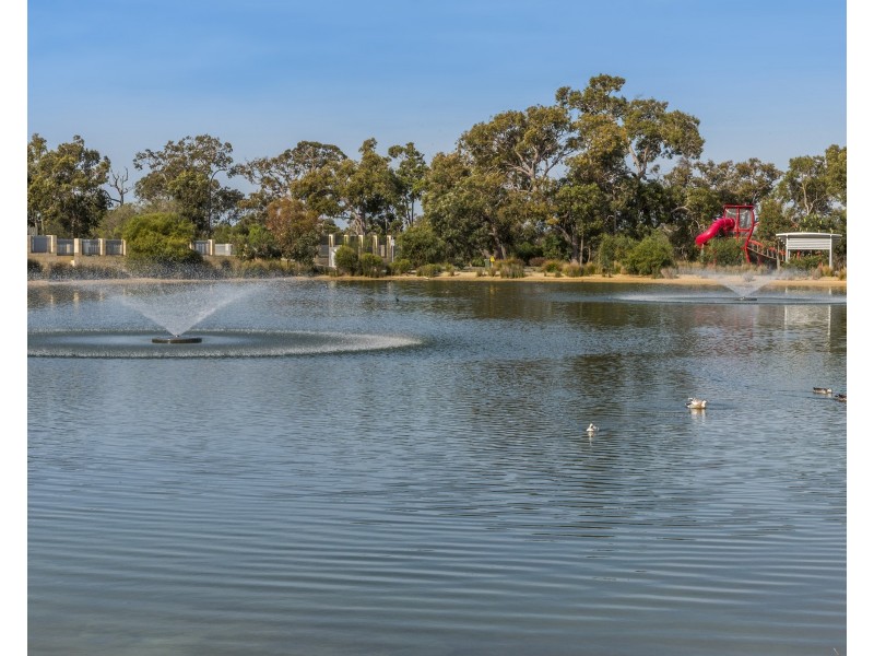 23  Whimbrel Crescent, Coodanup WA 6210