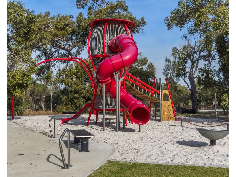 23  Whimbrel Crescent, Coodanup WA 6210