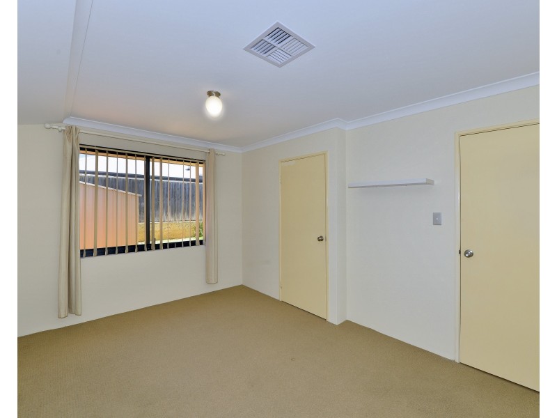 3 Honeymyrtle Grange, Halls Head WA 6210
