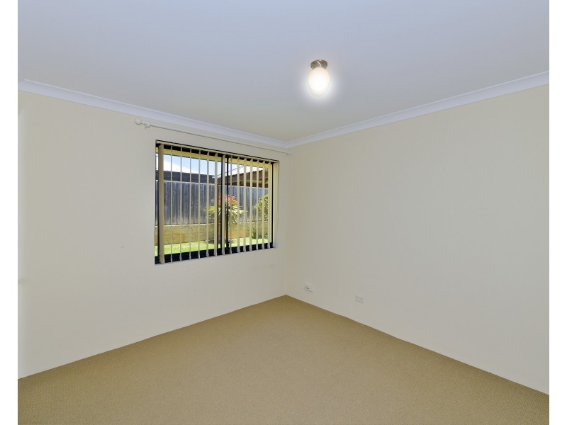3 Honeymyrtle Grange, Halls Head WA 6210
