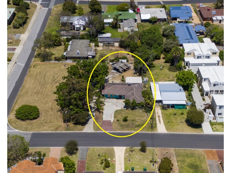 15 Eacott Street, Mandurah WA 6210