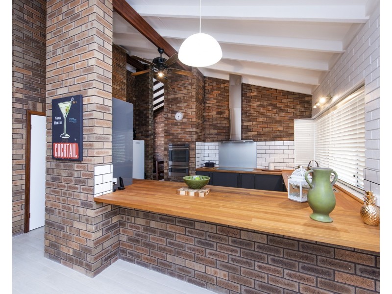 4 Sussex Place, Halls Head WA 6210