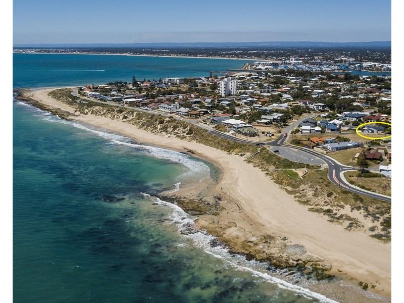 4 Sussex Place, Halls Head WA 6210