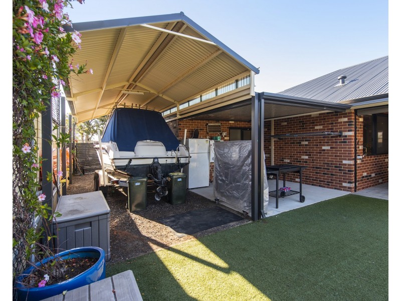 69 Peelwood Parade, Halls Head WA 6210