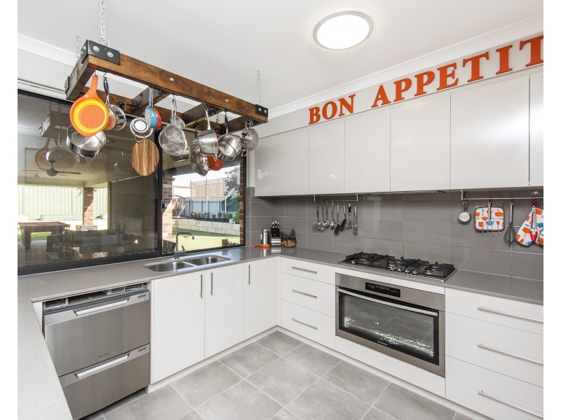 69 Peelwood Parade, Halls Head WA 6210