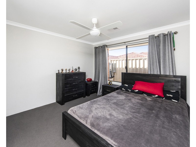 69 Peelwood Parade, Halls Head WA 6210