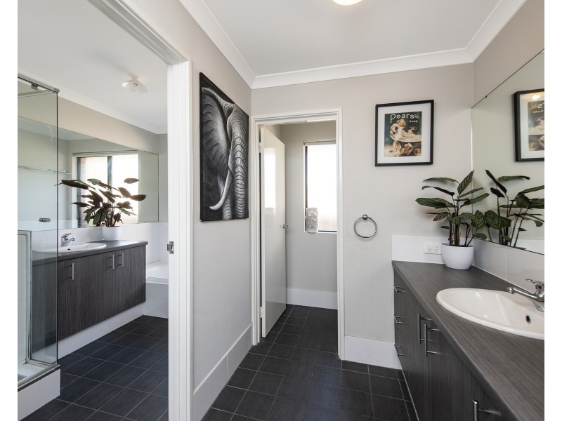 69 Peelwood Parade, Halls Head WA 6210