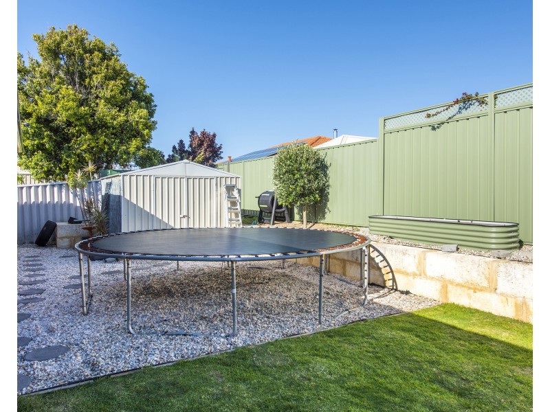 69 Peelwood Parade, Halls Head WA 6210