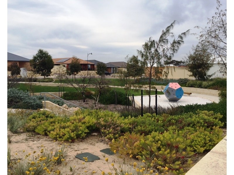 46 Eleanore Drive, Madora Bay WA 6210